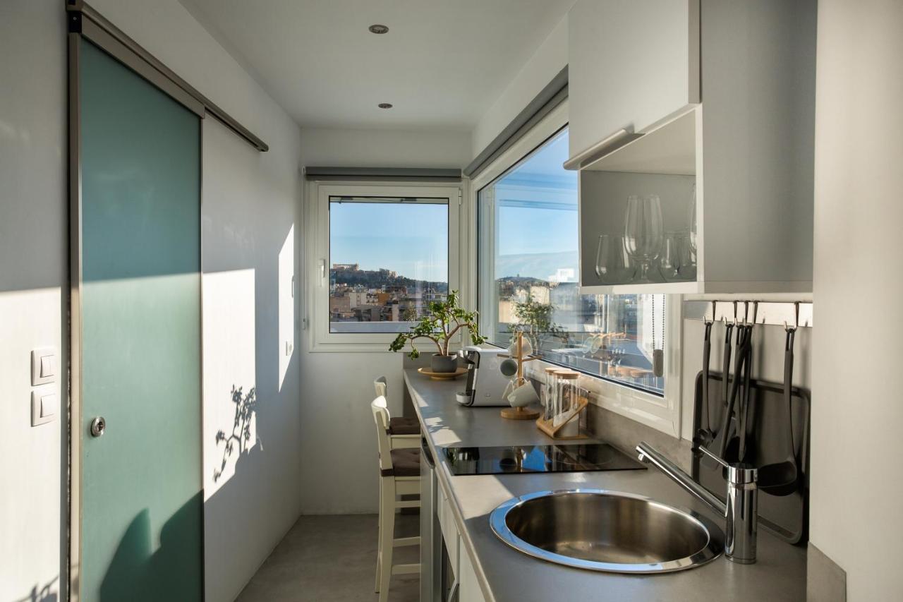 Private Jacuzzi & Acropolis View - The Loft Атина Екстериор снимка