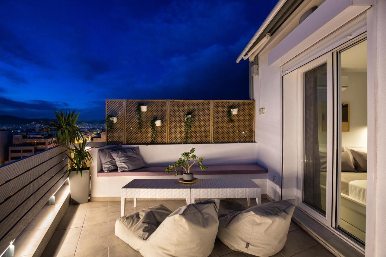 Private Jacuzzi & Acropolis View - The Loft Атина Екстериор снимка
